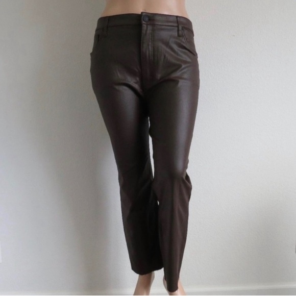 KUT from the KLOTH Rachel FAB AB Mom Jean Raw Hen Coated Jeans Plus Size 18 NWT - Picture 3 of 6